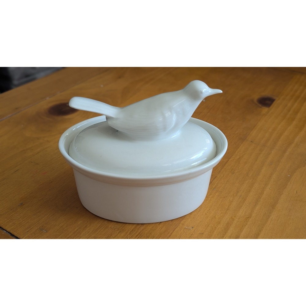 Apilco France White Porcelain Bird Top Pate Terrine Dish Oval Baker 6.25 Inch